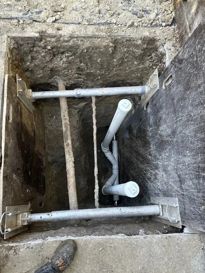 Experienced plumber completing Faucet Repair work in Steele Creek